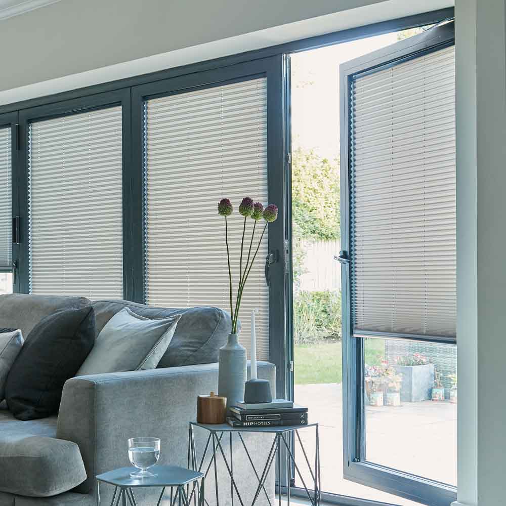 Measuring blinds in Bedford